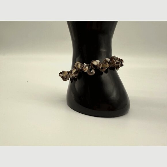 Jewelry - Natural Conch Bead Bracelets